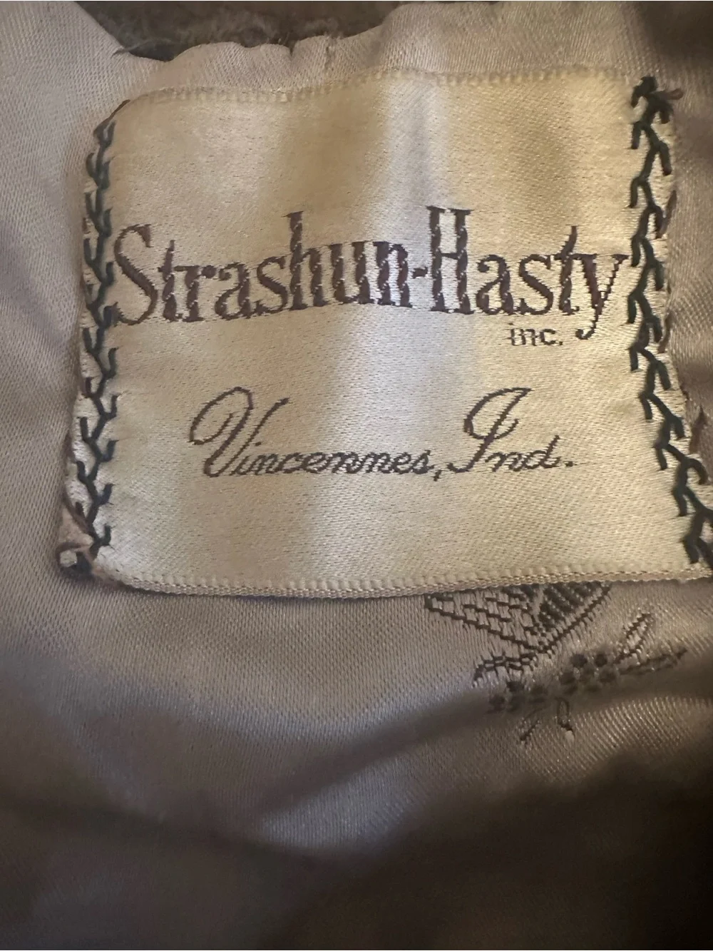 Brown Mink Stole Wrap Shawl Pockets Strashun-Hasty Inc. Full Shiny Luster Vtg